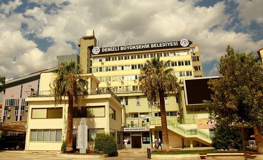 DENİZLİ (İHA) – Denizli Büyükşehir Belediyesinde kendilerine yönelik baskıların arttığını