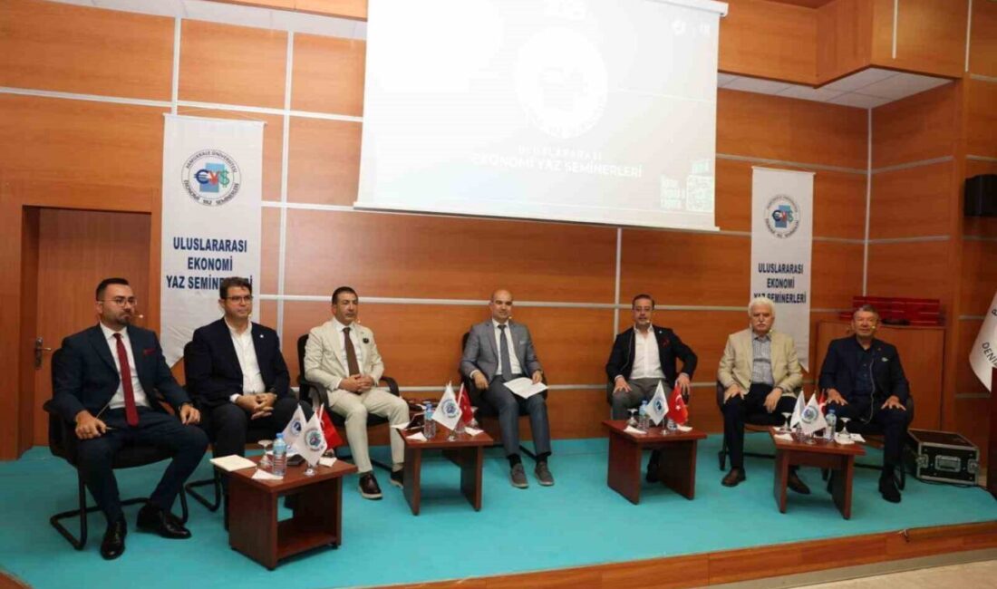 Denizli Ekonomisi Panelinde iş dünyasıyla bir araya gelen Denizli Organize