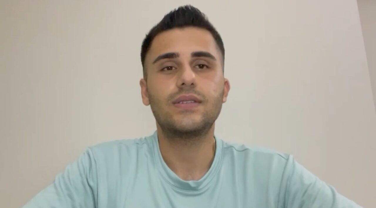 Hatay’ın İskenderun ilçesinde üniversite eğitimi alan Ramazan Altun, mezuniyetiyle birlikte