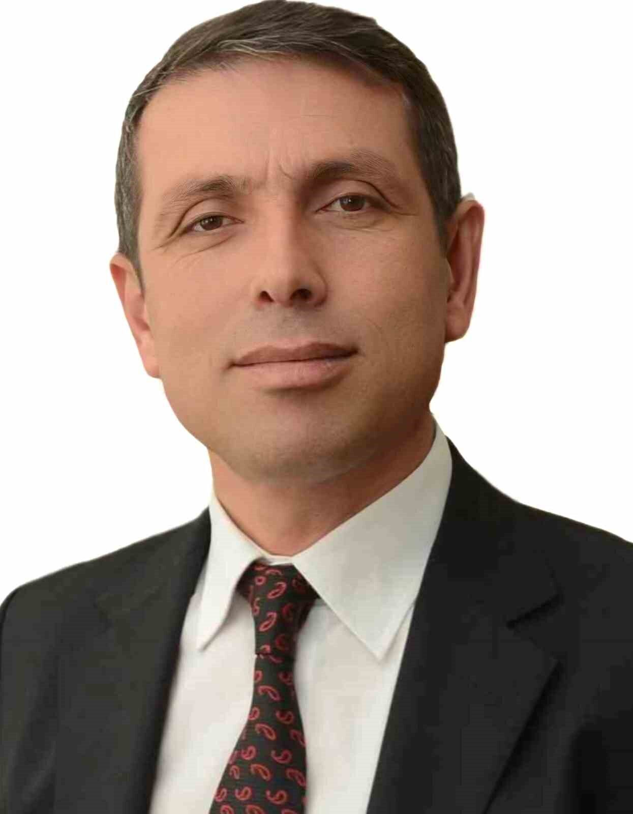 Demokrat Eğitimciler Sendikası (DES) Genel Başkanı İshak Çelebi, Ağustos ayında