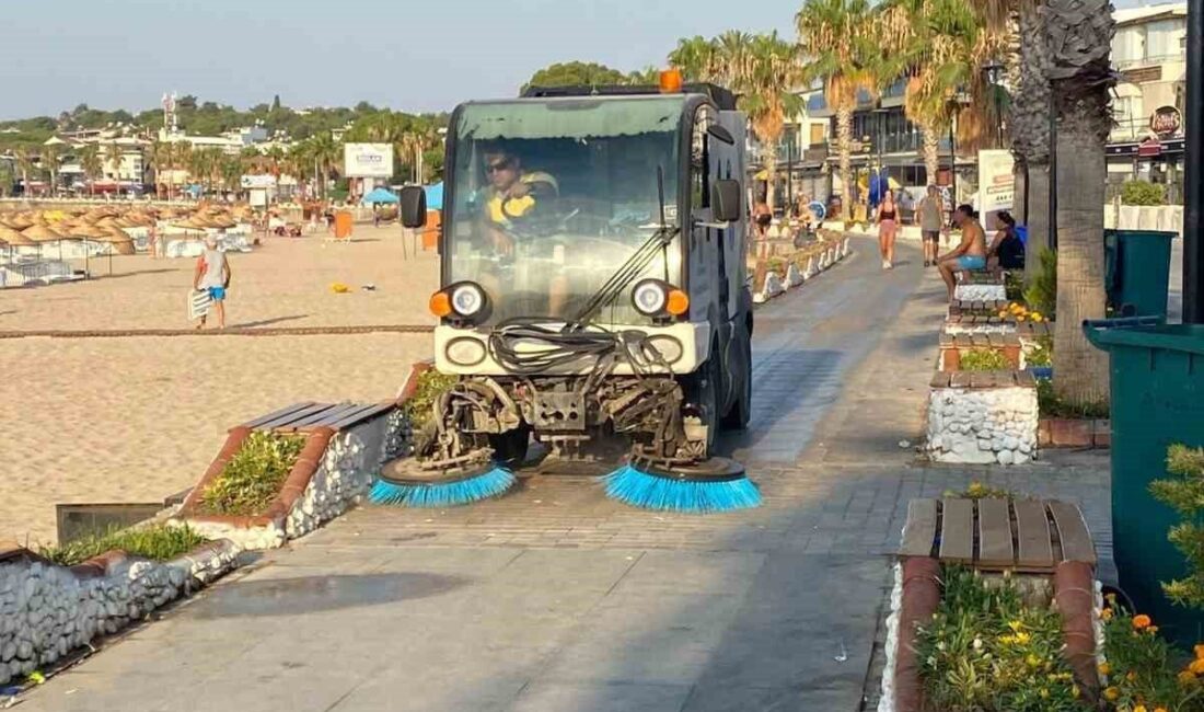 Didim Belediyesi Temizlik İşleri Müdürlüğü ekipleri, yaz sezonunun en yoğun