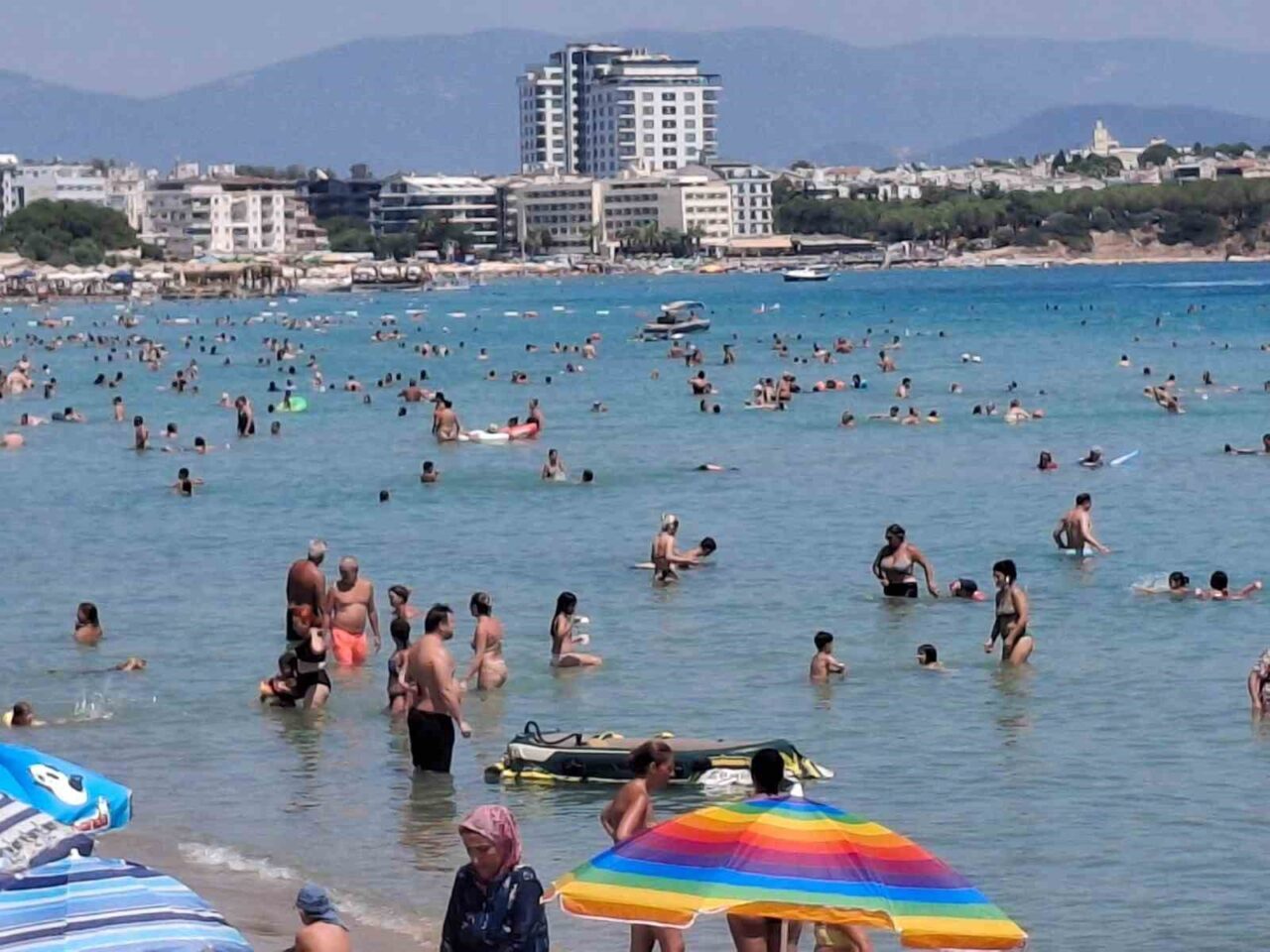 Aydın’ın Didim ilçesinde Temmuz ayında sıcaklıkları nemle birlikte 40 dereceyi