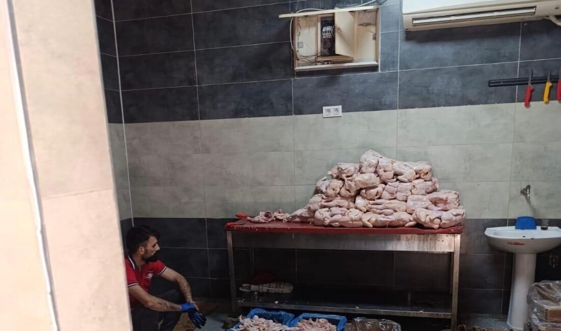 Diyarbakır’da gıda denetimlerinde 4 işletmeye yasal işlem uygulanırken, bin 527