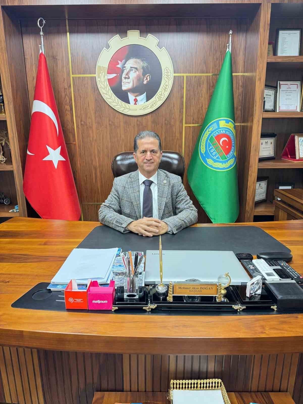 Adana Yüreğir Ziraat Odası Başkanı Mehmet Akın Doğan, çiftçinin üretime