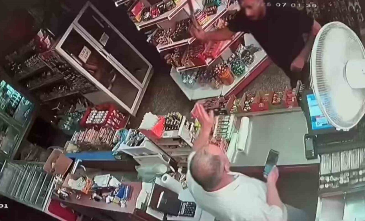 Eskişehir’de bir market sahibi sattığı dondurmayı eridiği için iadesini kabul