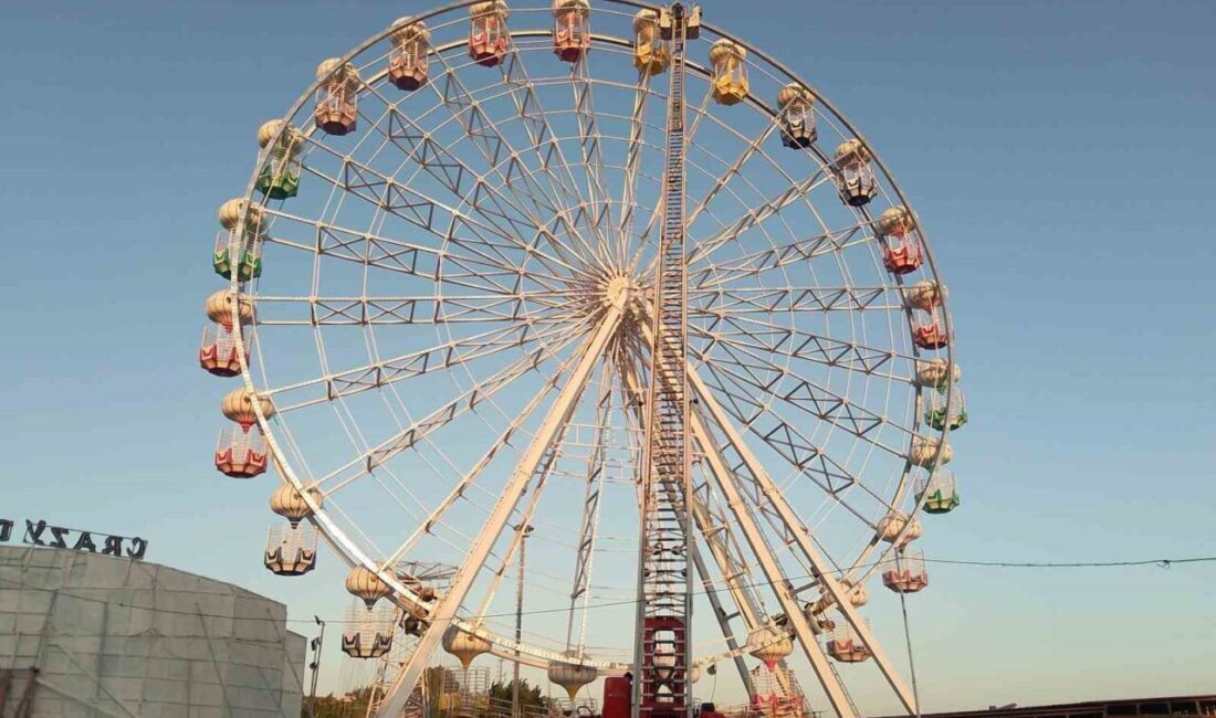 Balıkesir’in Edremit ilçesine bağlı turistik Akçay Mahallesi’nde yaşanan elektrik kesintisi,