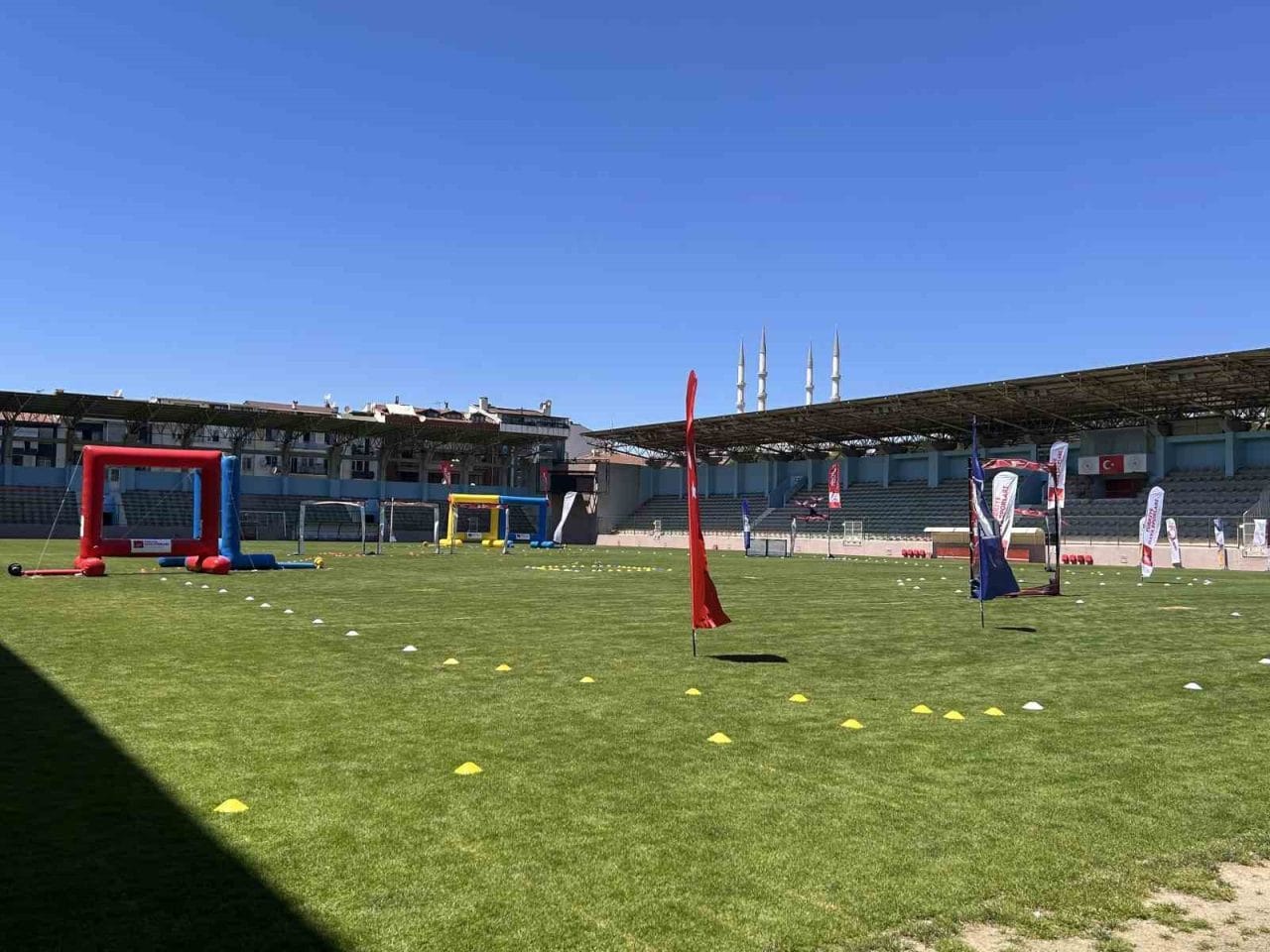 Maltepe’de Türkiye Hava Sporları Federasyonu tarafından düzenlenen ’İnsansız Hava Araçları