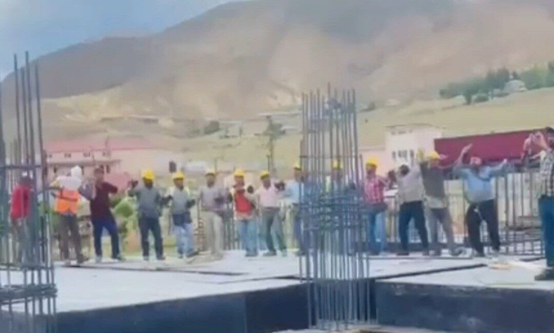 Van’ın Başkale ilçesinde düğün salonunda çalan müziğe dayanamayan inşaat işçilerinin