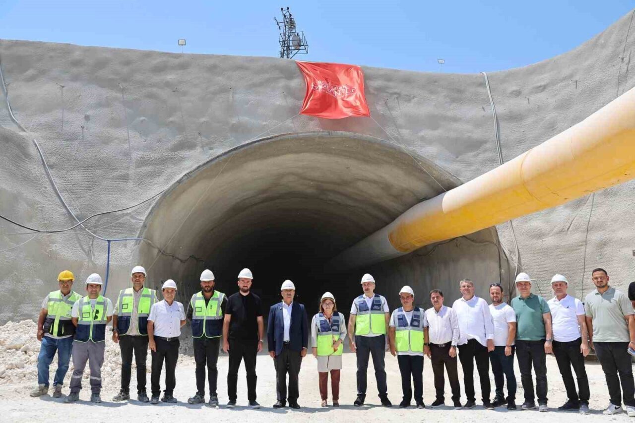 Gaziantep Büyükşehir Belediye Başkanı Fatma Şahin ile AK Parti TBMM