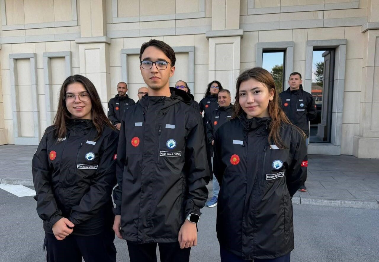 Afyonkarahisar Dumlupınar BİLSEM öğrencisi Aslı Kilci, Türkiye’nin 5. Arktik Bilimsel