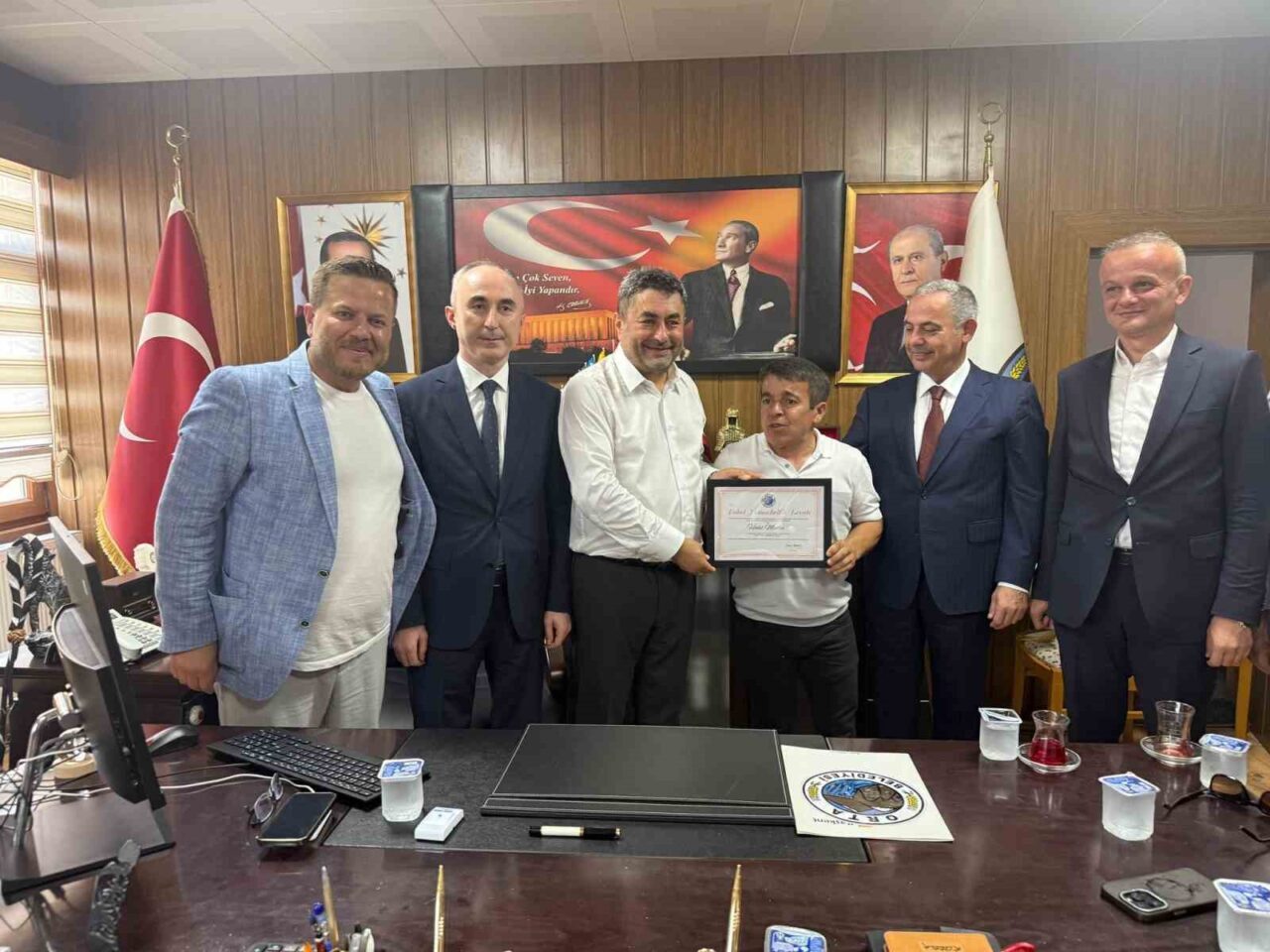 Çankırı’nın Orta ilçesinde, halter branşında dünya rekortmeni olan sporcu Halil