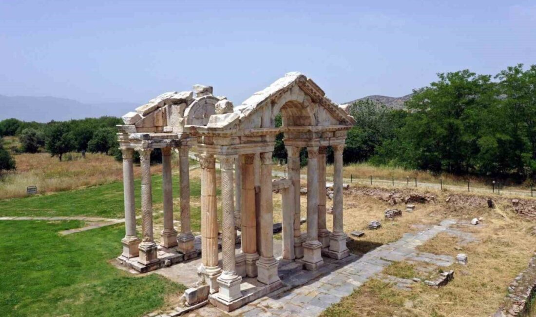 UNESCO Dünya Mirası Listesi’nde yer alan, dünyaca ünlü Afrodisias Antik