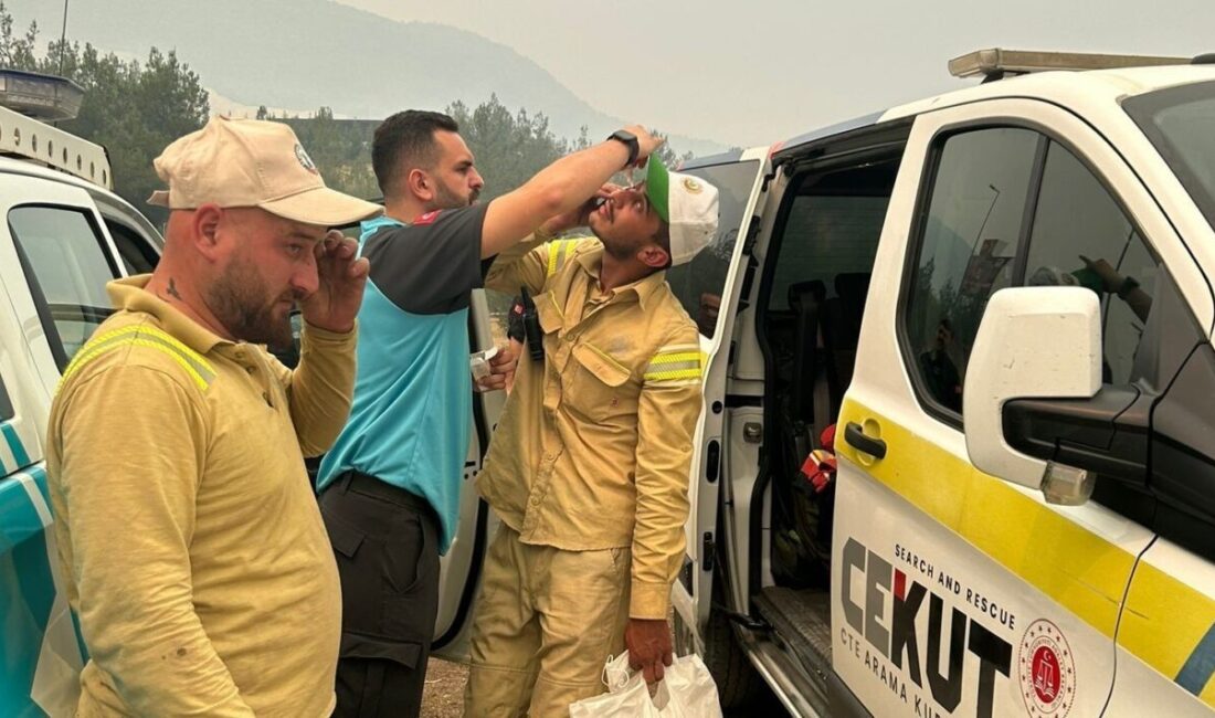 Düzce İl Sağlık Müdürlüğü’ne bağlı UMKE ekibi Karabük’teki orman yangınında