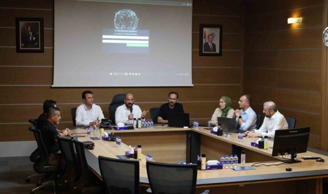 Kocaeli Büyükşehir Belediyesi, E-Okul uygulamasıyla öğrencilere okula erişimde kolaylık ve