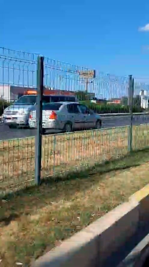 Balıkesir’in Edremit ilçesinde ters yönde giden bir otomobil, trafikte büyük