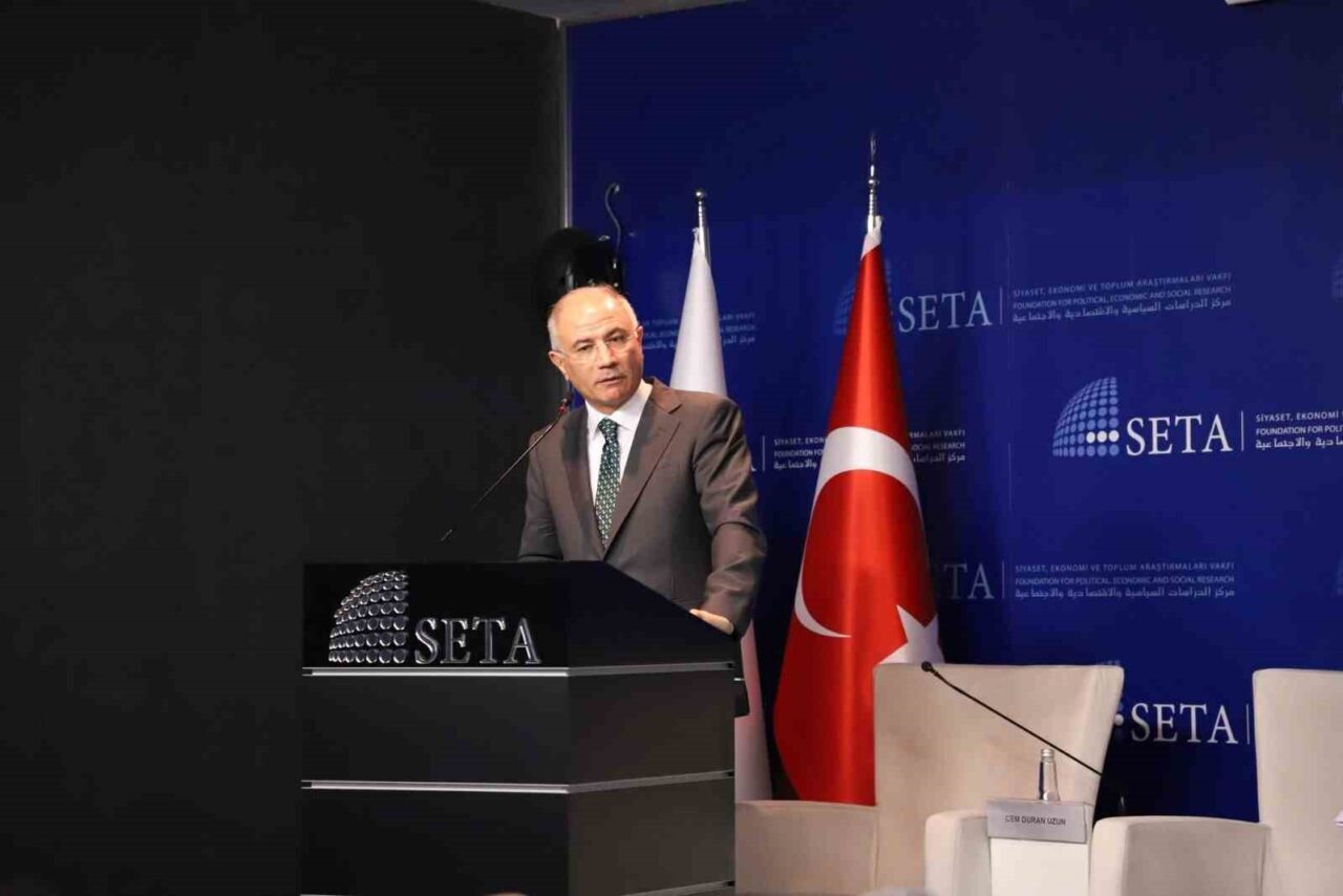 AK Parti Genel Başkanvekili Efkan Ala, Cumhurbaşkanı Erdoğan’ın “one minute”