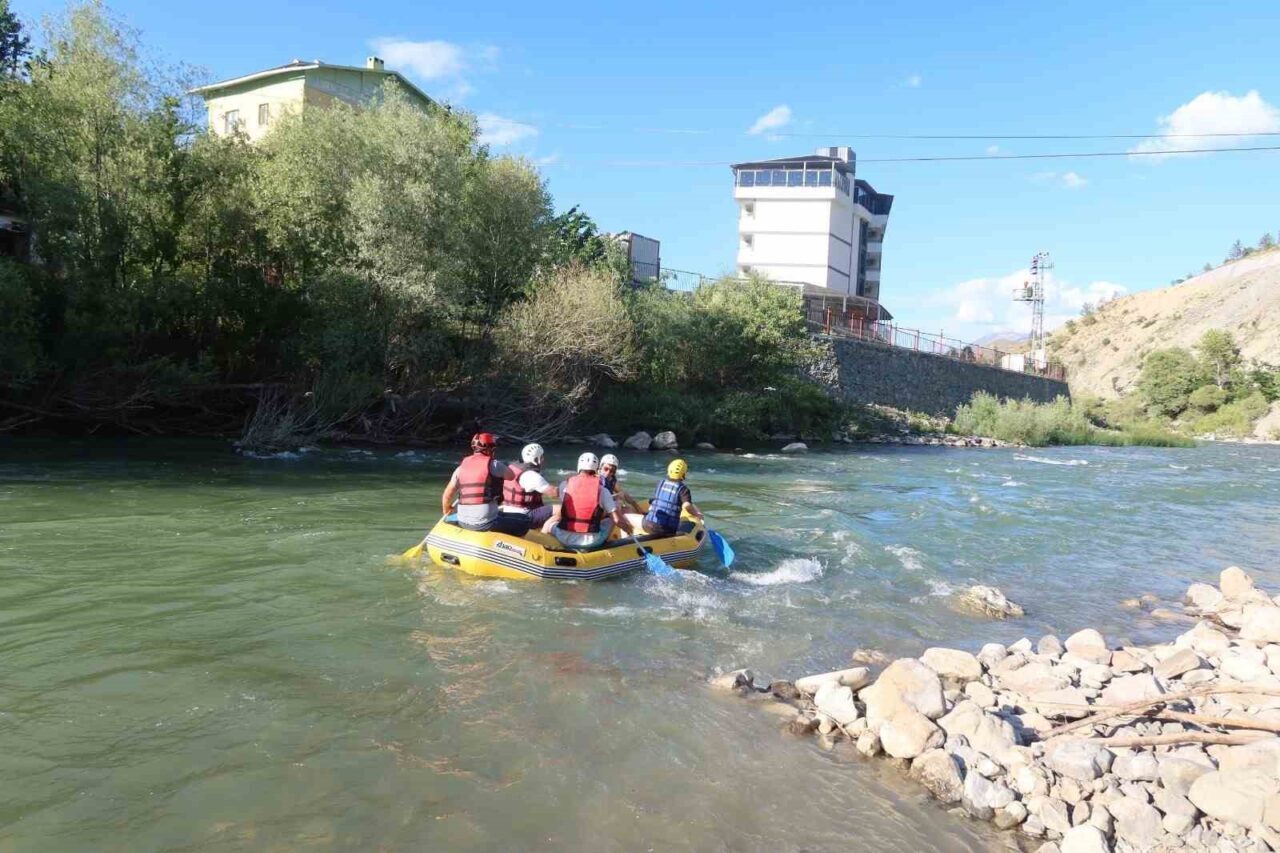 Erzurum Valiliği koordinasyonunda; İspir, Tortum, Uzundere ve Oltu ilçelerinde eş