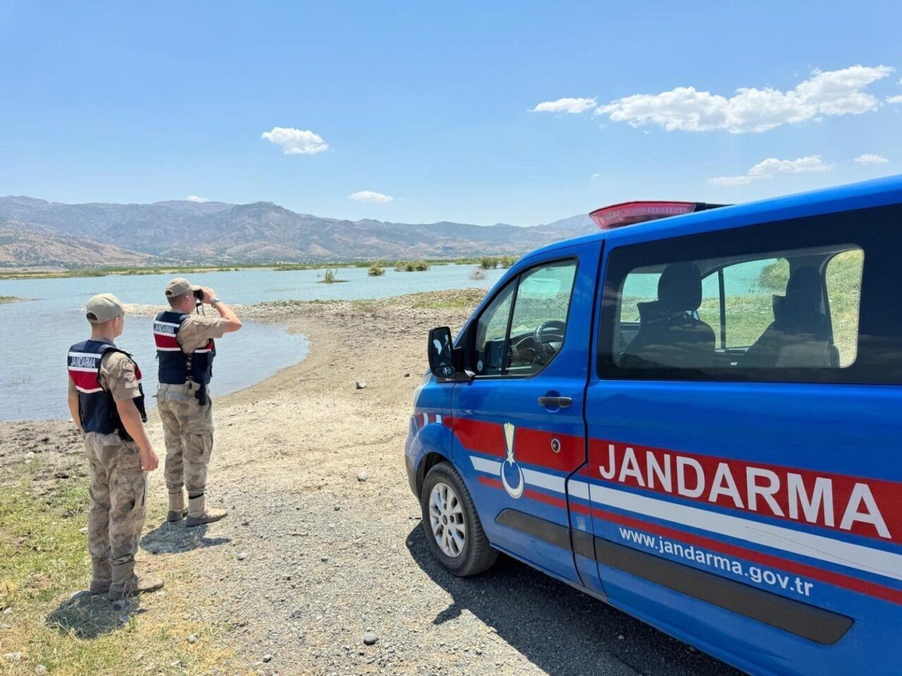 Elazığ’da İl Jandarma Komutanlığı ekipleri, 57 ekip 231 personelle, su
