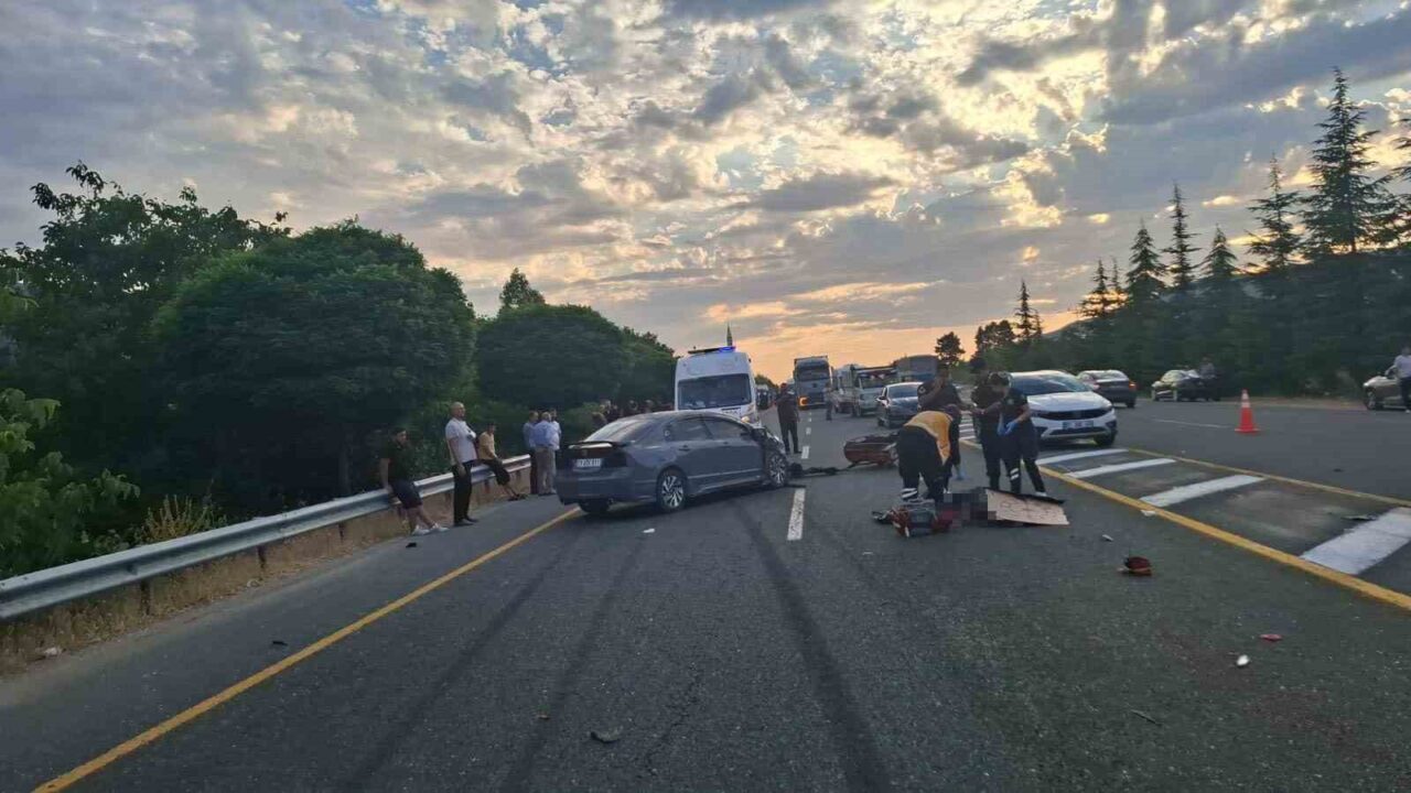 Elazığ’da motosiklet ve otomobilin çarpışması sonucu meydana gelen trafik kazasında