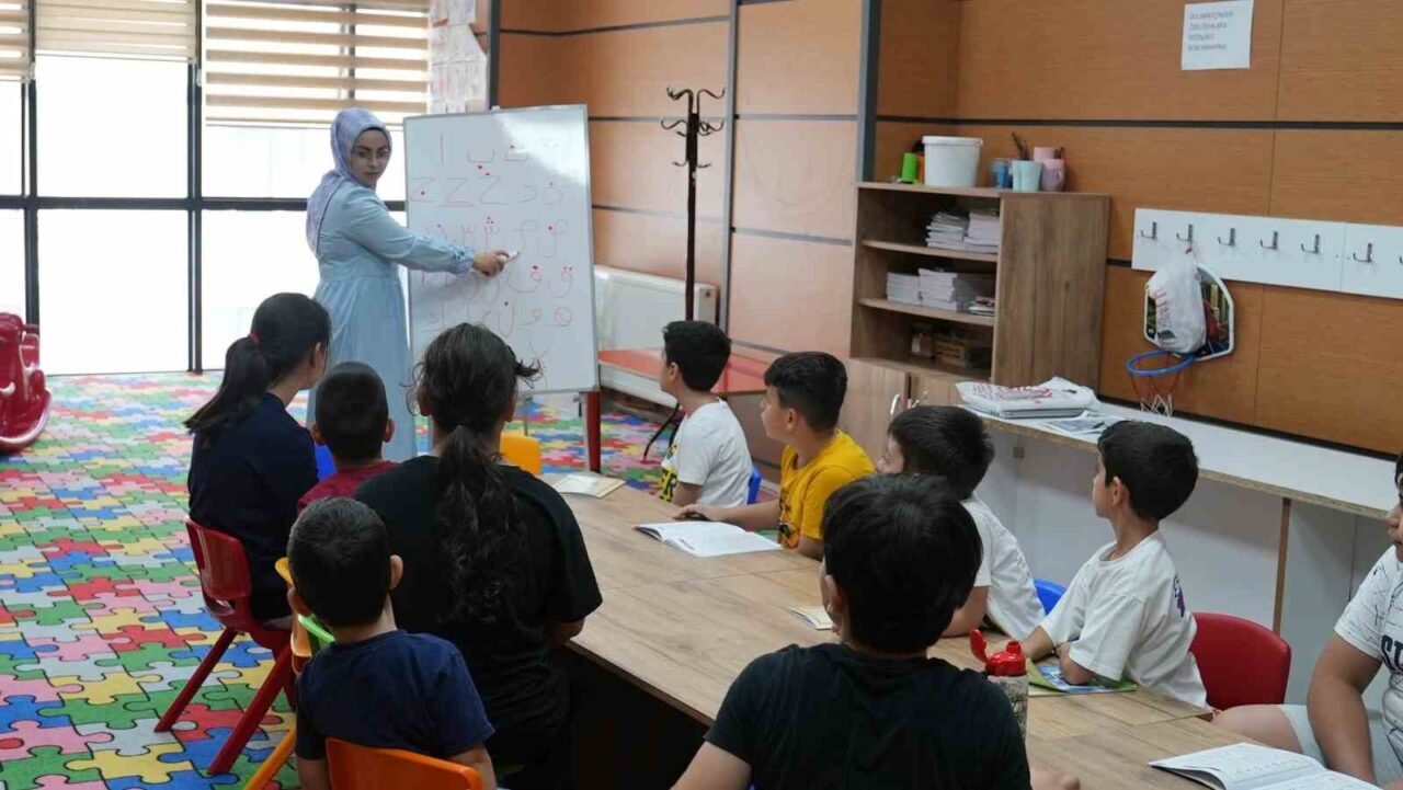 Elazığ’da çocuk ve gençlerin yeteneklerini keşfetmeleri ve yaz tatilini verimli