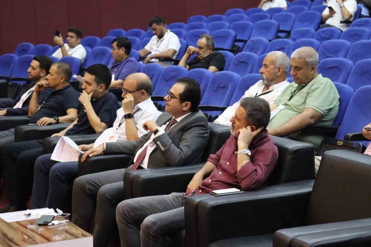 Elazığspor yıllık olağan mali genel kurul toplantısı gerçekleştirildi ve Ahmet