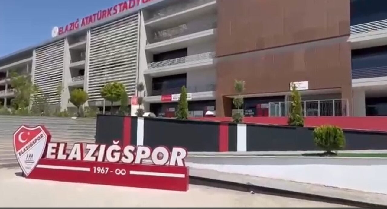 Elazığ Gençlik ve Spor İl Müdürlüğü tarafından Elazığ Atatürk Stadyumunda