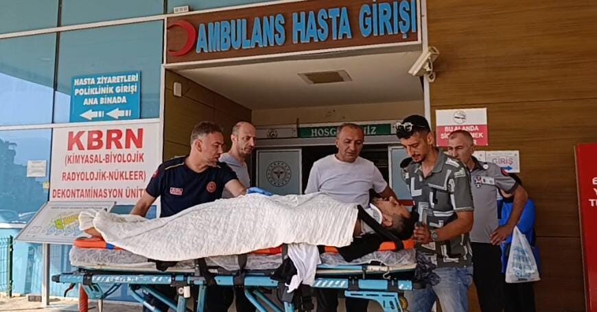 Bursa’nın İnegöl ilçesinde elektrik direğinde çalışma yaparken akıma kapılan işçi,