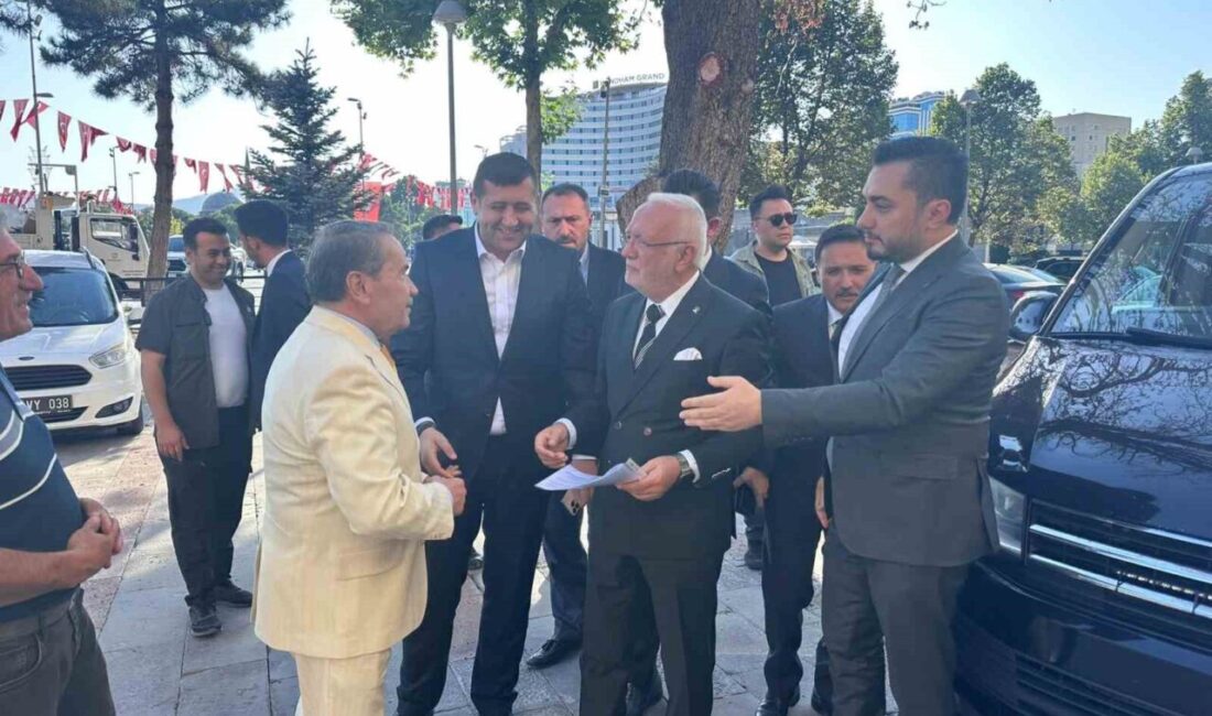 AK Parti Genel Başkanvekili Mustafa Elitaş; Kayseri Valisi Gökmen Çiçek’i
