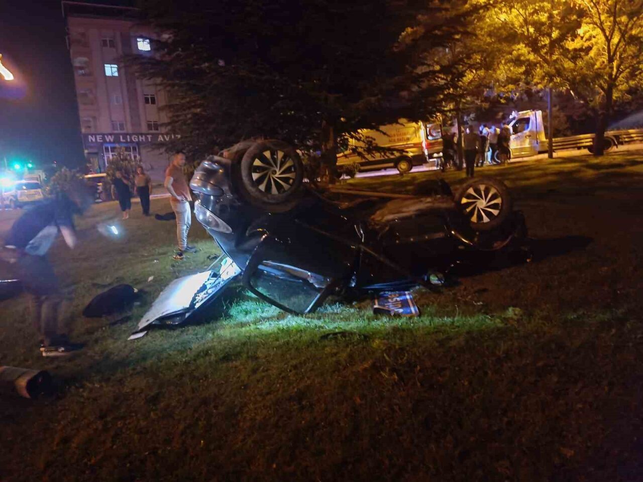 Nevşehir’de kontrolden çıkan otomobil takla atarak durabildi. Kazada sürücünün emniyet