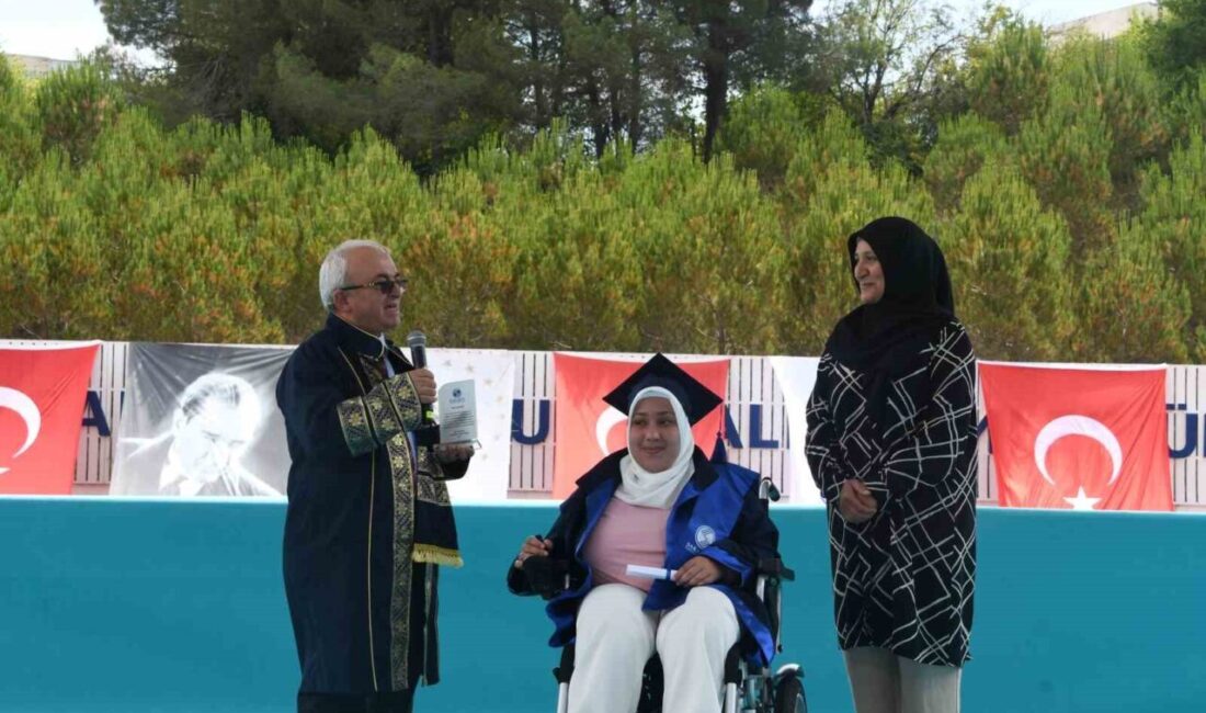 Sakarya Üniversitesi İslam İktisadı ve Finans Bölümünden 2025 yılında mezun