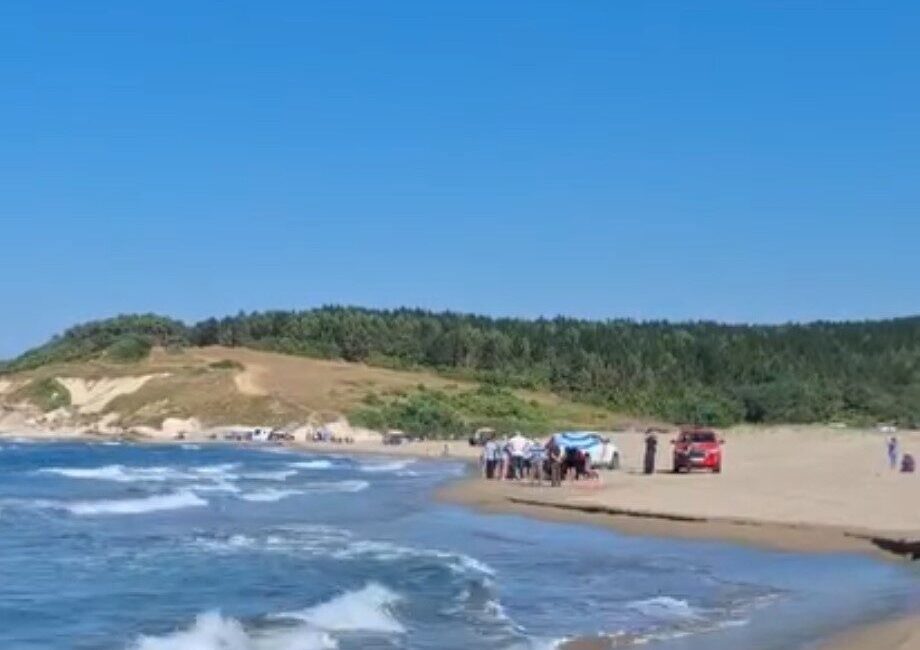 Kocaeli’nin Kandıra ilçesinde denizde engelli kızını kurtarmak isterken boğulma tehlikesi