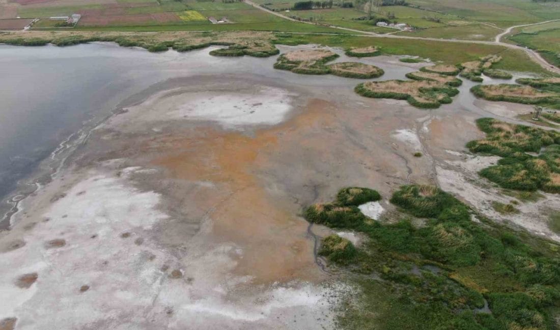 Van’da son yıllarda azalan yağış ve artan buharlaşmayla birlikte yaşanan