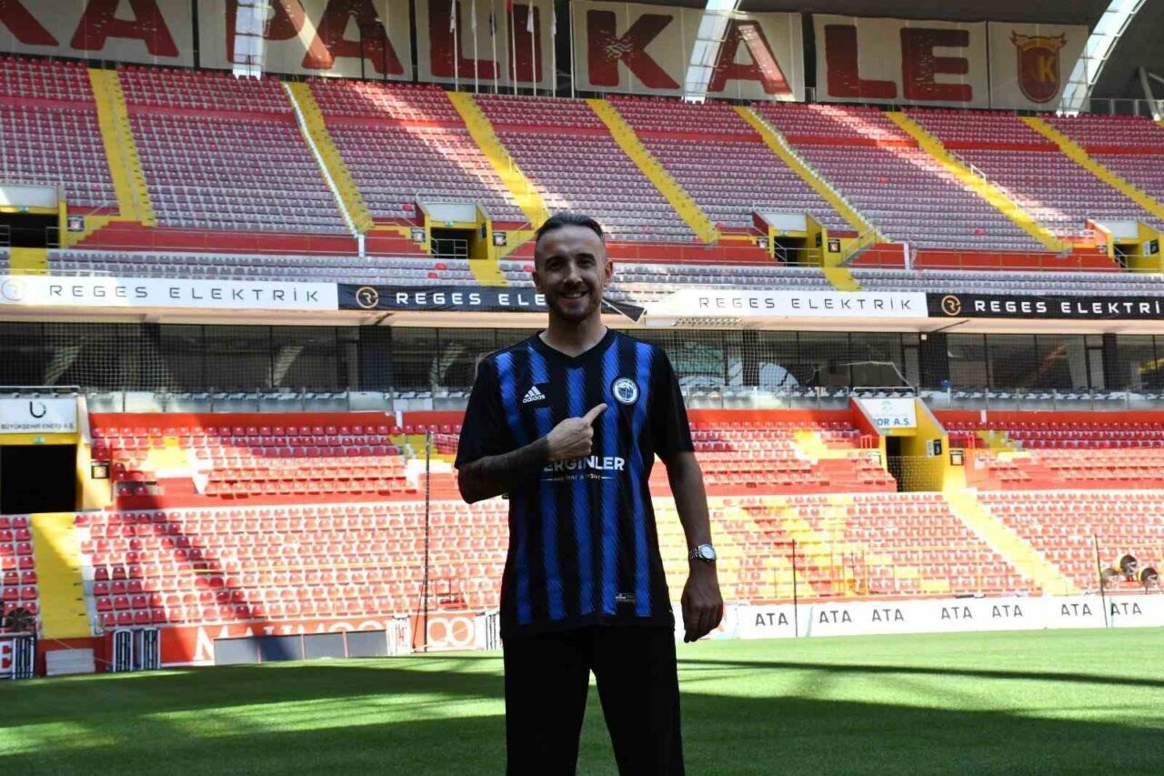 TFF 3. Lig ekiplerinden Erciyes 38 Futbol Kulübü, Mehmet Tosun