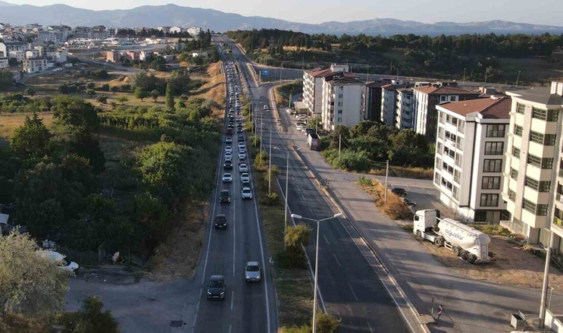 Balıkesir’in tatil beldelerinden olan Erdek’te hafta sonu sıcak havayı fırsata