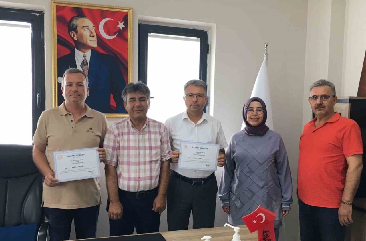 Mersin’in Erdemli ilçesinde İlçe Sağlık Müdürlüğü tarafından yürütülen sigara bırakma
