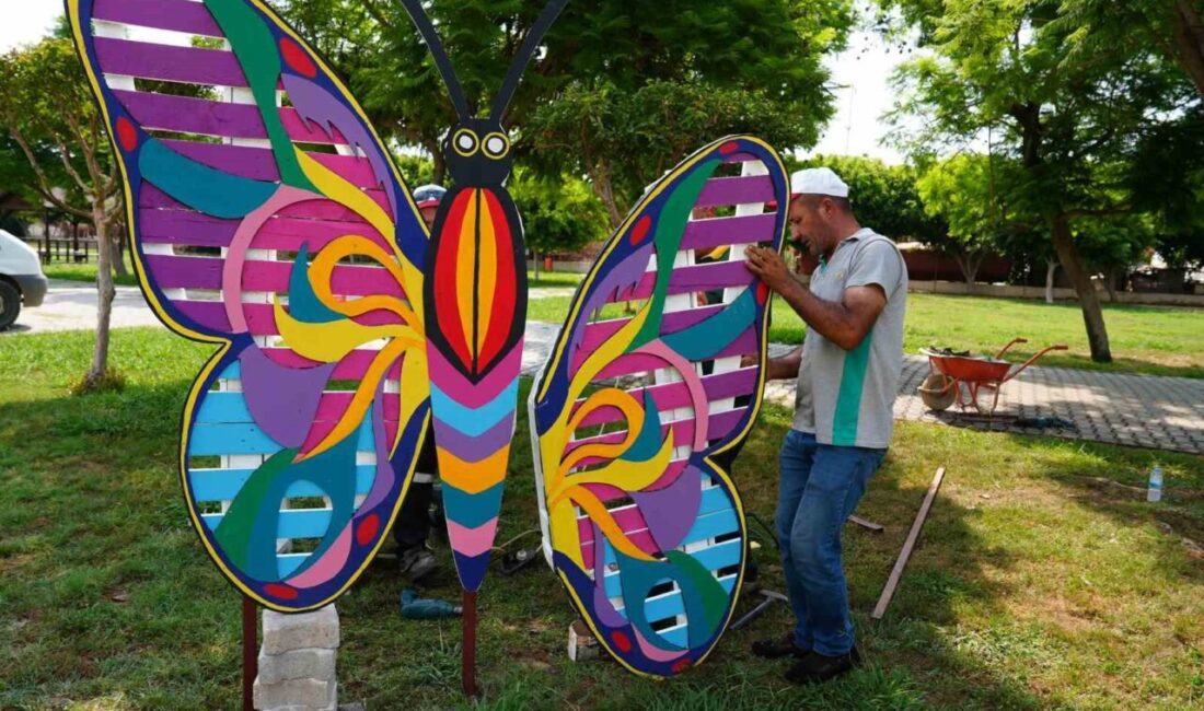 Mersin’in Erdemli ilçesinde belediye ekipleri, kullanılmayan ve atıl durumdaki malzemeleri