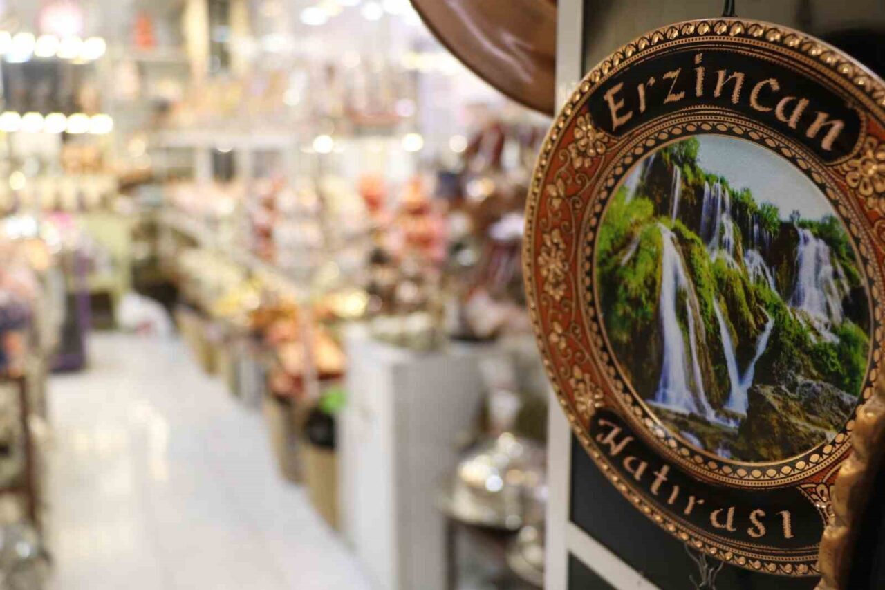 Erzincan’ın binlerce yıllık tarihi geçmişine ışık tutan bakır ürünler fiyatlarındaki