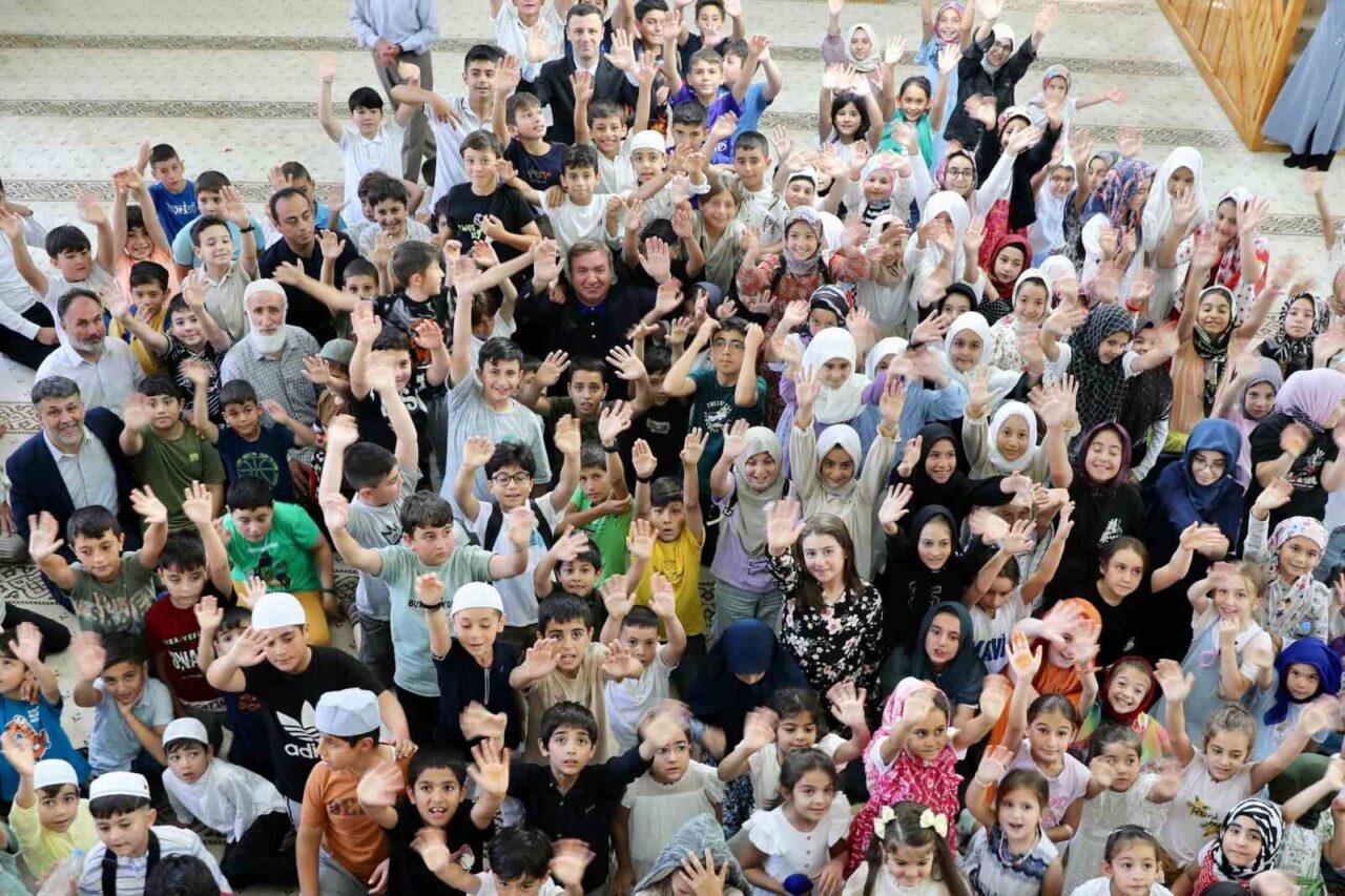 Erzincan’da Yaz Kur’an Kursları, Yavuz Selim Camii’nde düzenlenen bir programla