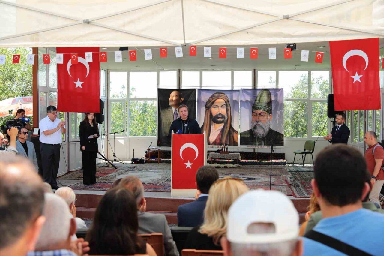 Erzincan’ın Kemaliye ilçesi Ocak köyünde Hıdır Abdal Sultan’ı Anma ve
