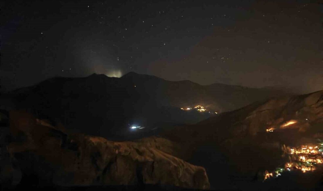 Gece saat 22:30 sularında Erzurum-Artvin sınır hattında gökyüzünde tanımlanamayan bir