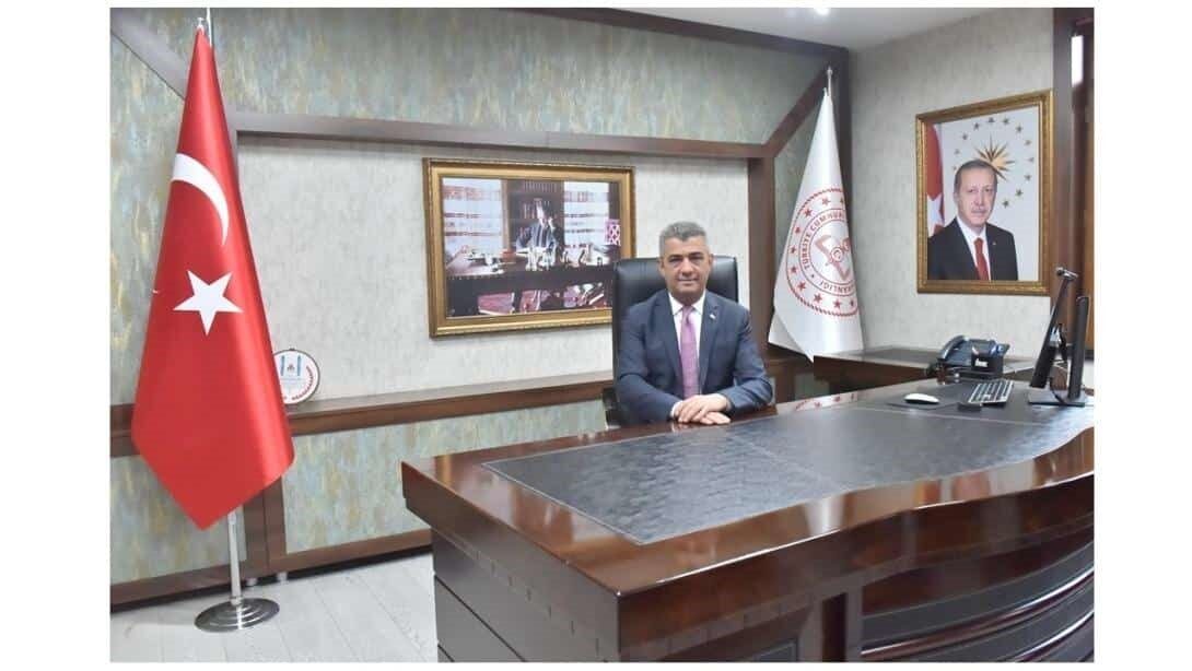 Erzurum İl Millî Eğitim Müdürü Süleyman Ekici, görevine başladı. Yakup
