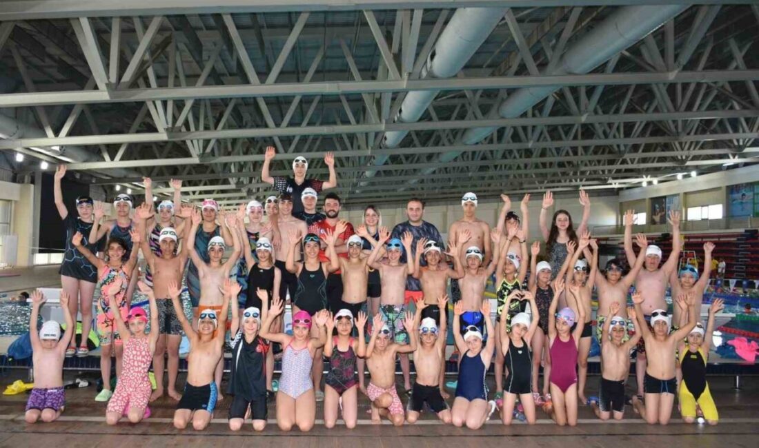 Erzurum Gençlik Spor Kulübü Yüzme Takımı, devlere kafa tutuyor. Denizi