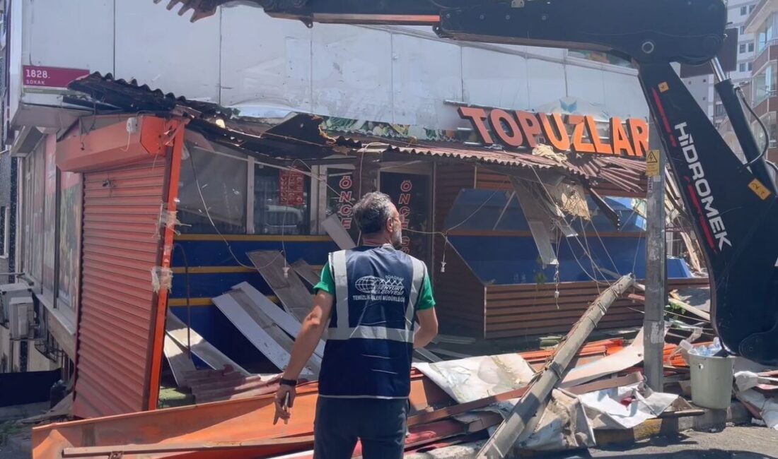 İstanbul Esenyurt’ta zabıta ve market çalışanları arasında bıçaklı kavgaya neden