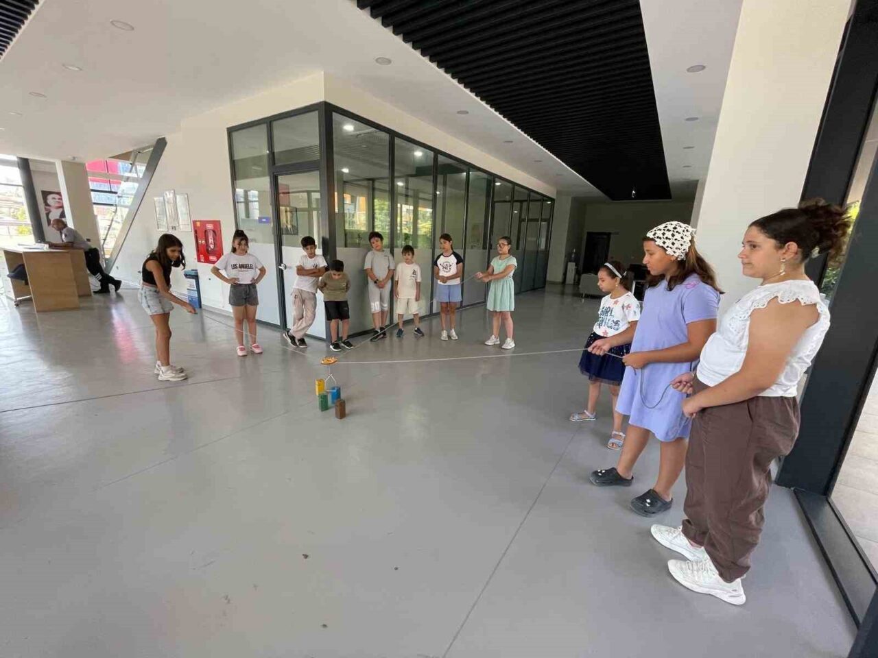 Esenyurt Belediyesi Çocuk Üniversitesi’nde yaz eğitimleri devam ediyor. Drama, hızlı