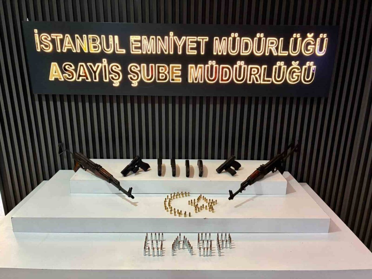 Esenyurt’ta Haziran ayında önce bir şahsa ardından bir iş yerine