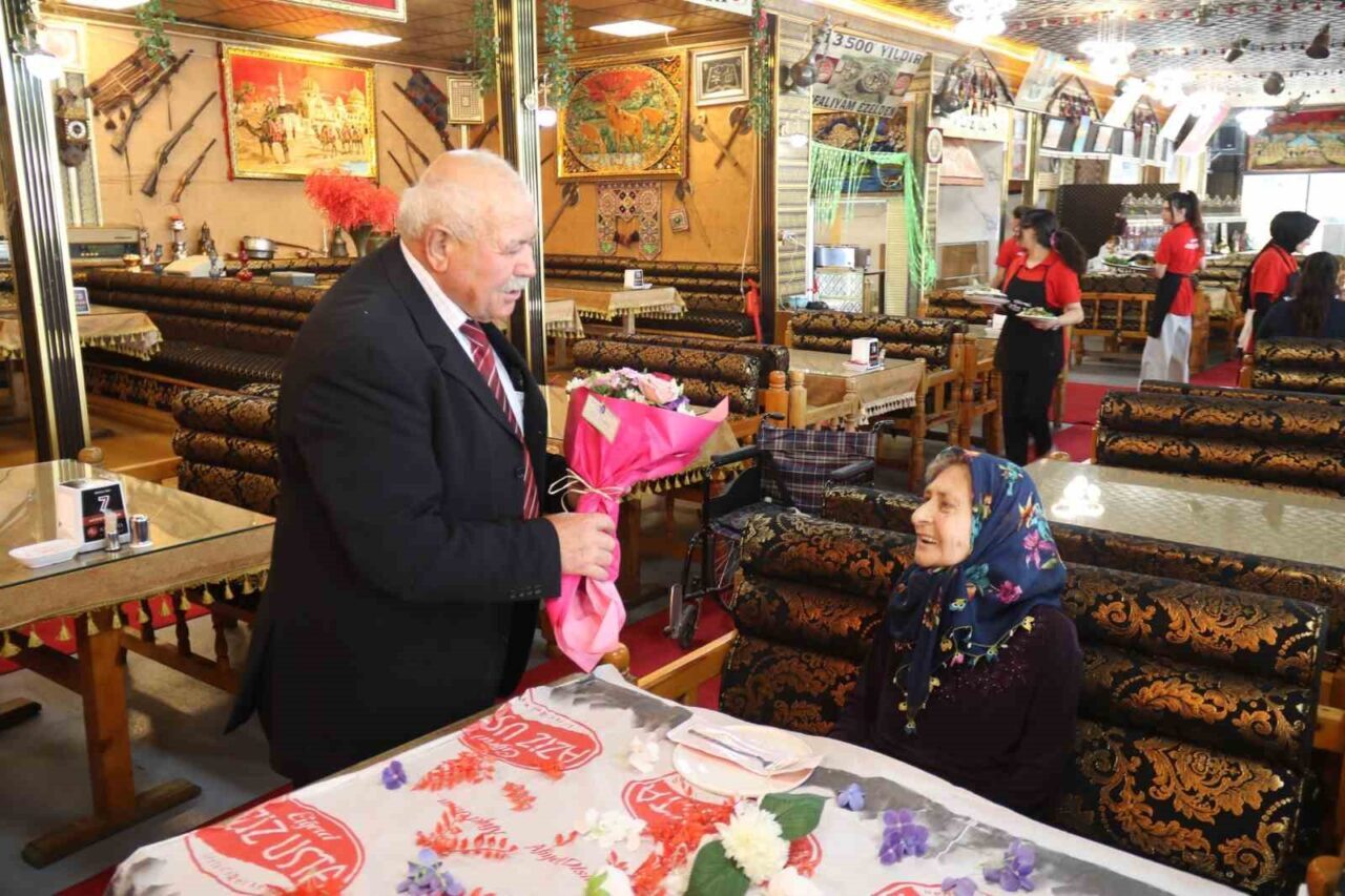 Eskişehir’de 1971 yılında severek dünya evine giren 74 yaşındaki Mustafa