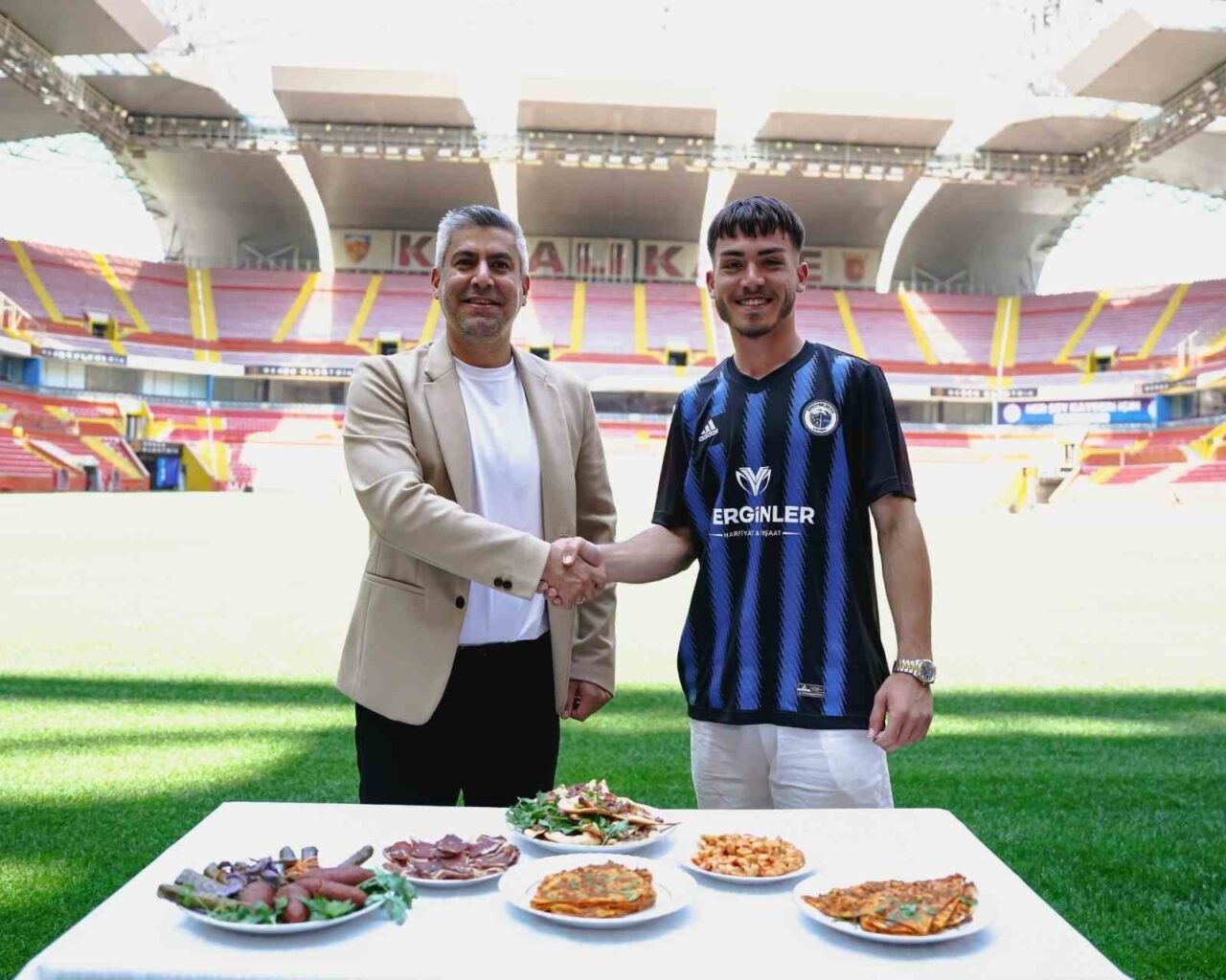 Erciyes 38 Futbol Kulübü, Kayserispor’dan kiralık olarak kadrosuna kattığı Ethem