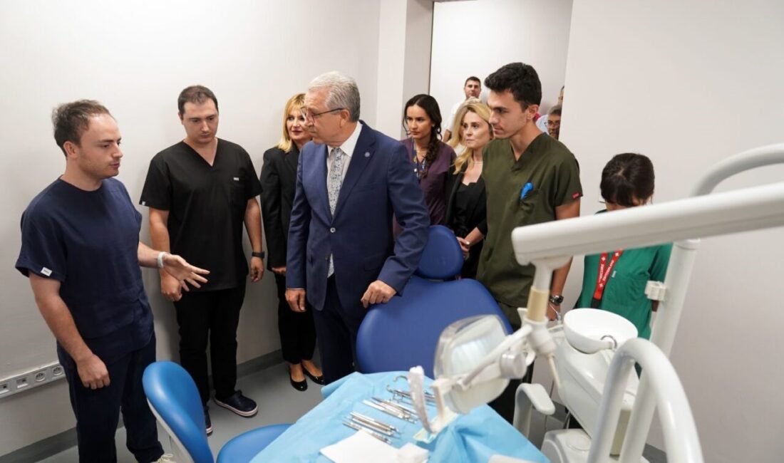 Ege Üniversitesi Diş Hekimliği Fakültesi, dijital altyapısı ve güçlü akademik