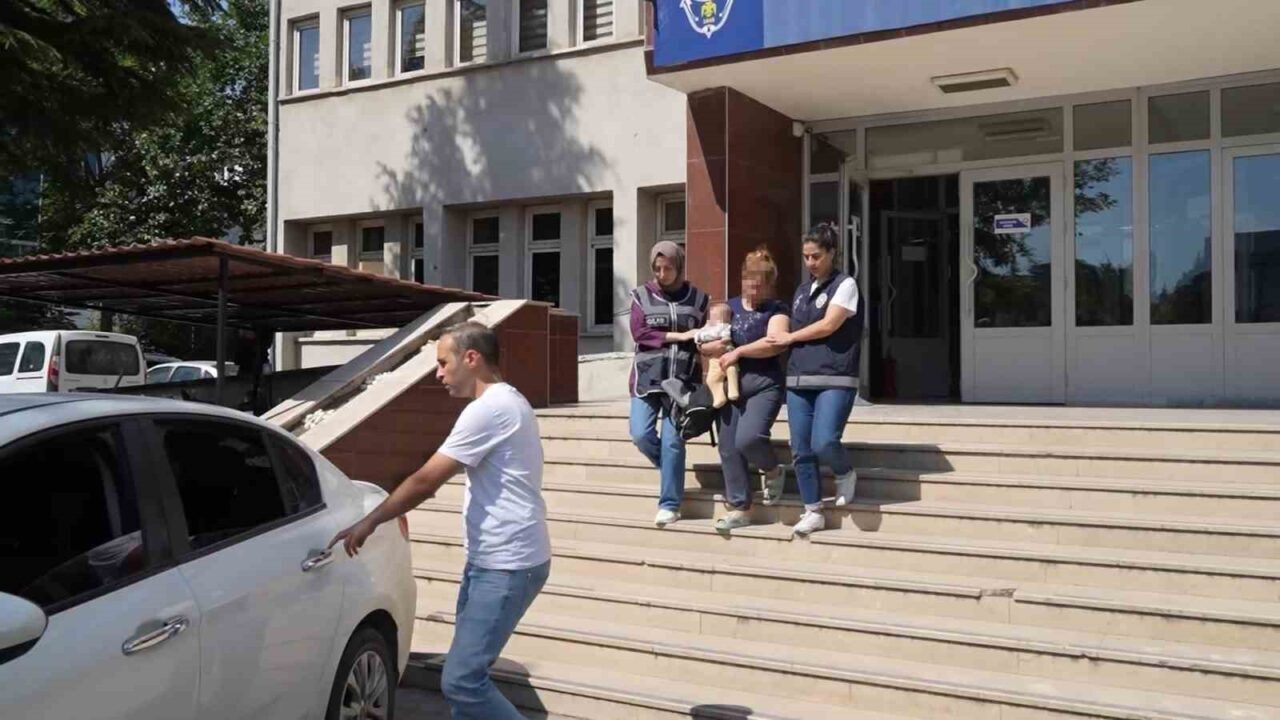 Ankara’nın Polatlı ilçesinde yaklaşık 400 bin TL değerindeki ziynet eşyası