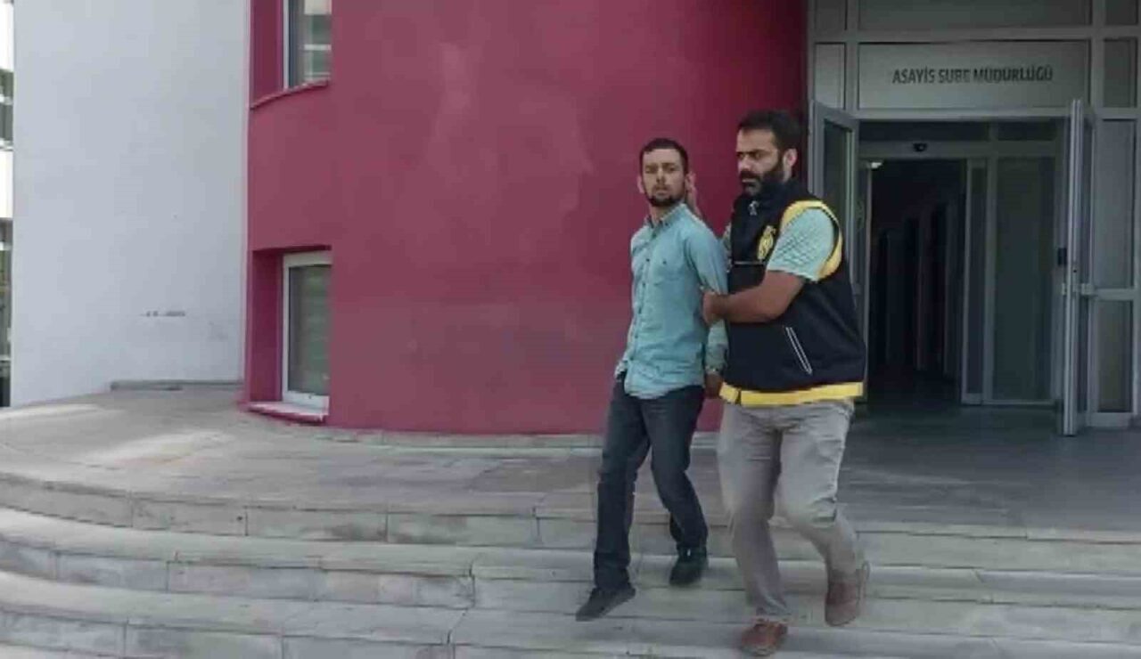 Adana’da bir evin avlusundaki motosikleti çalan şüpheli güvenlik kamerasından tespit